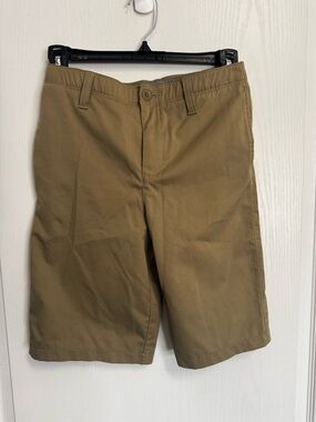 Under Armour Boys' Tan Khaki Shorts